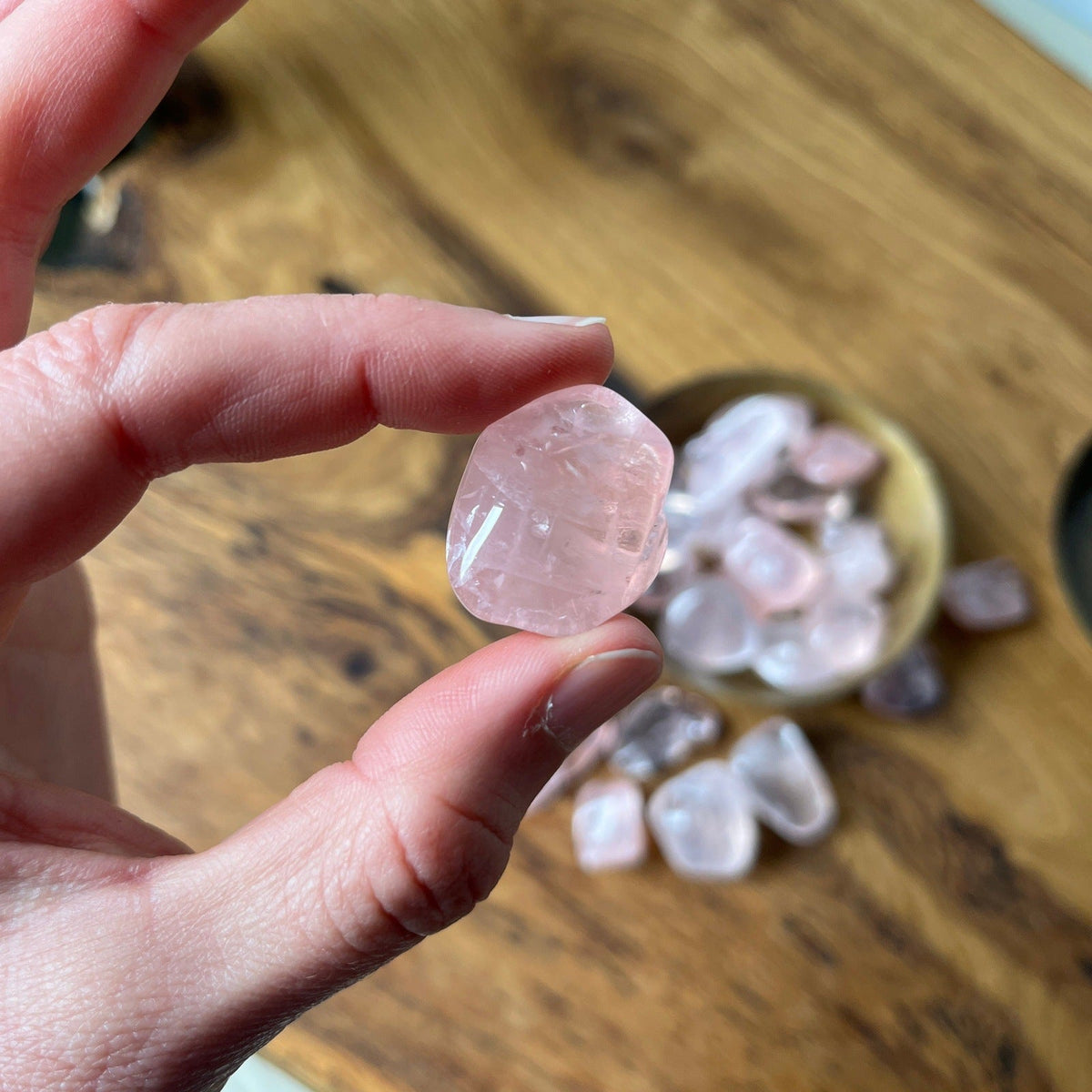  Twdrer 2lb/950g Small Natural Clear Rose Pink Tumbled