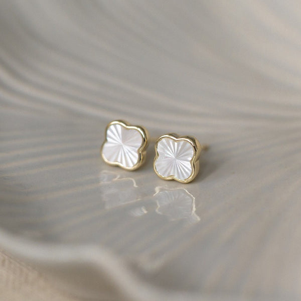 Anika Studs Earrings With Mother Of Pearl - Lady of the Lake