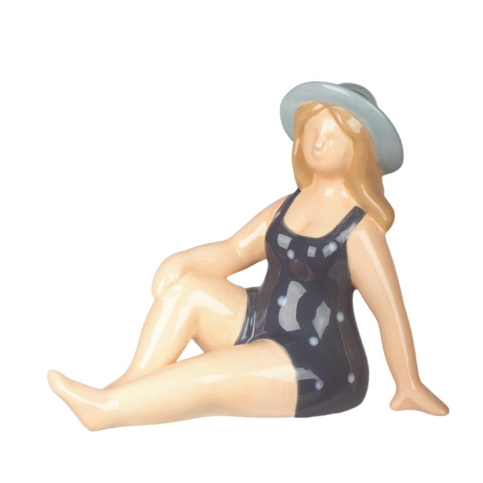 Beach Lady With Hat