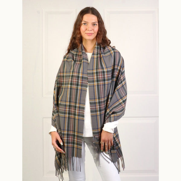 Blanket Scarf - Plaid Pattern