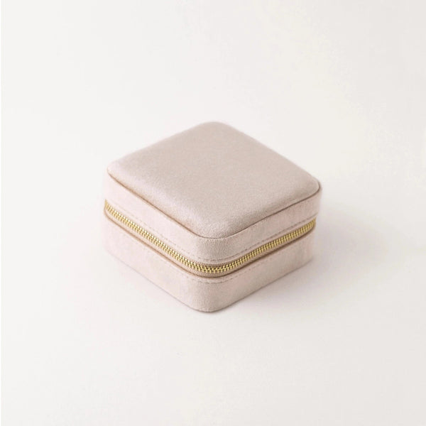 Bon Voyage Square Travel Case - Lady of the Lake