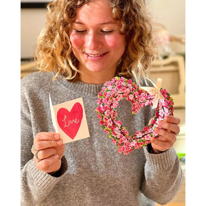 files/cherry-blossom-heart-mini-pop-up-greeting-card-love-707262.webp