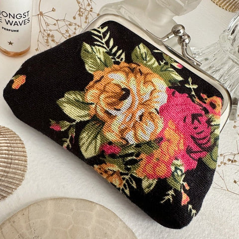 Chintz - Y Floral Change Purse - Lady of the Lake