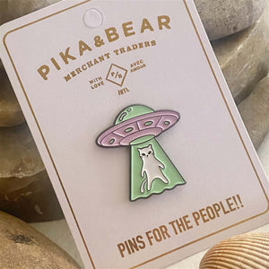 files/coming-or-going-ufo-cat-lapel-pin-407871.jpg