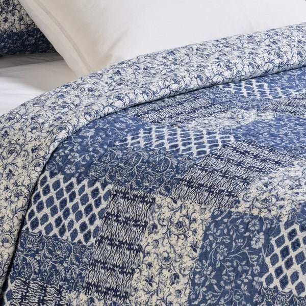 Donalda Quilt Set - Lady of the Lake