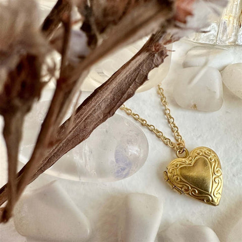 Elizabeth Vintage Heart Shaped Locket Charm Necklace - Lady of the Lake