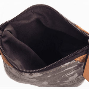 files/flower-horse-trail-small-crossbody-bag-414778.png