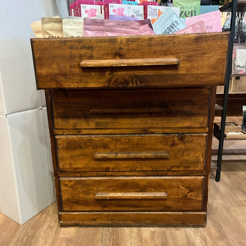 Four Drawer Chest Of Drawers - Lady of the Lake
