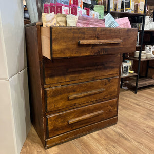 files/four-drawer-chest-of-drawers-904386.jpg