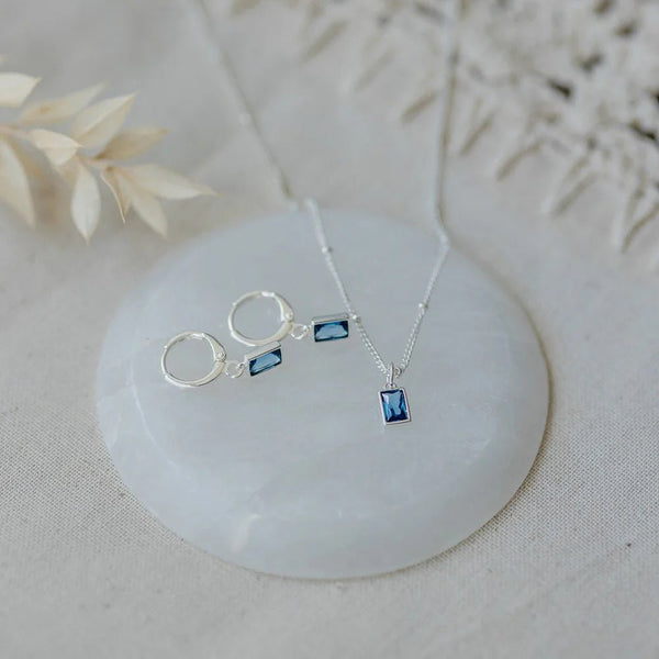 Glim Necklace - Sky Blue