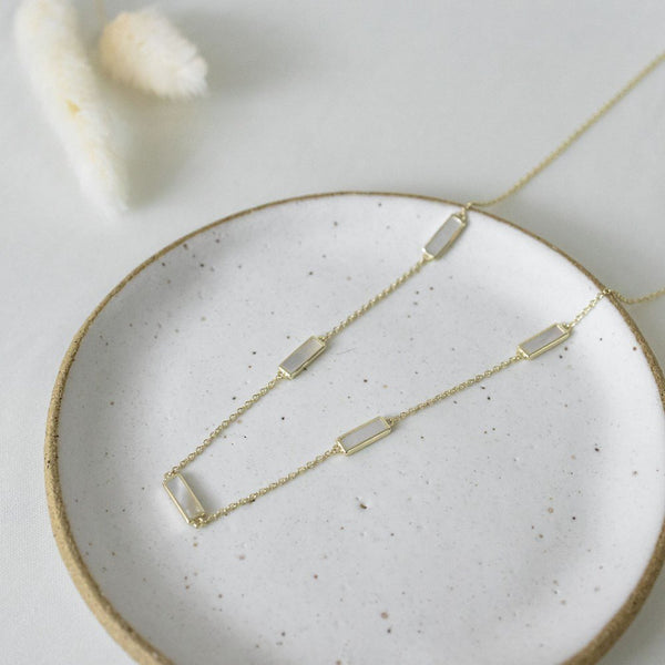 Harper Necklace With Mother Of Pearl - Lady of the Lake