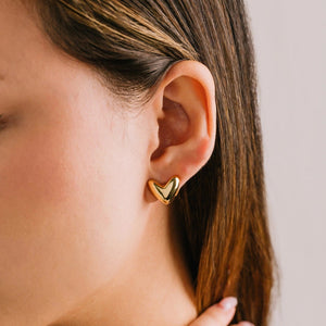 files/heart-puff-hoop-earrings-398872.webp