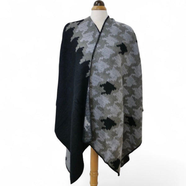 Houndstooth Cape - Lady of the Lake