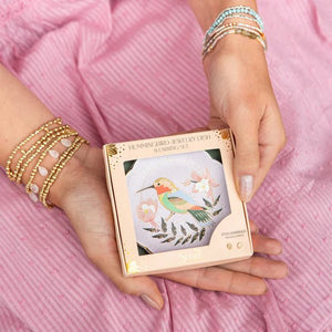 files/hummingbird-jewelry-dish-stud-earring-set-792619.webp