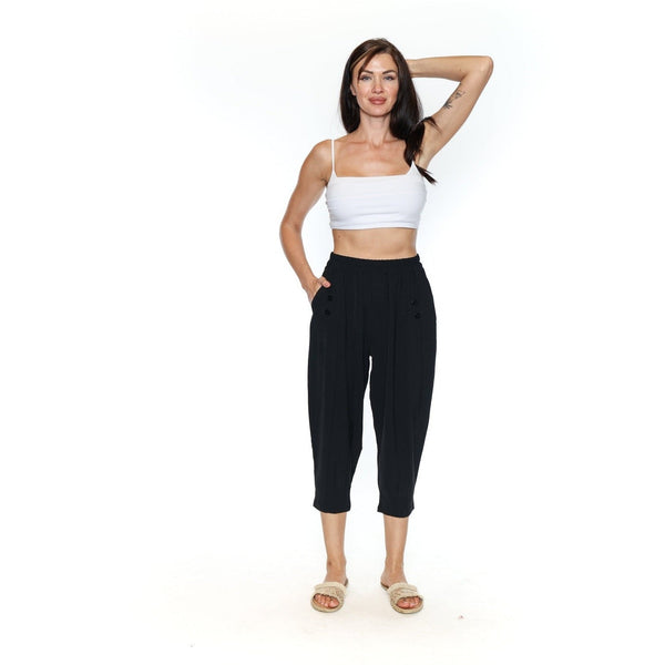 Leonora Capri With Pockets & Button Detail - Lady of the Lake