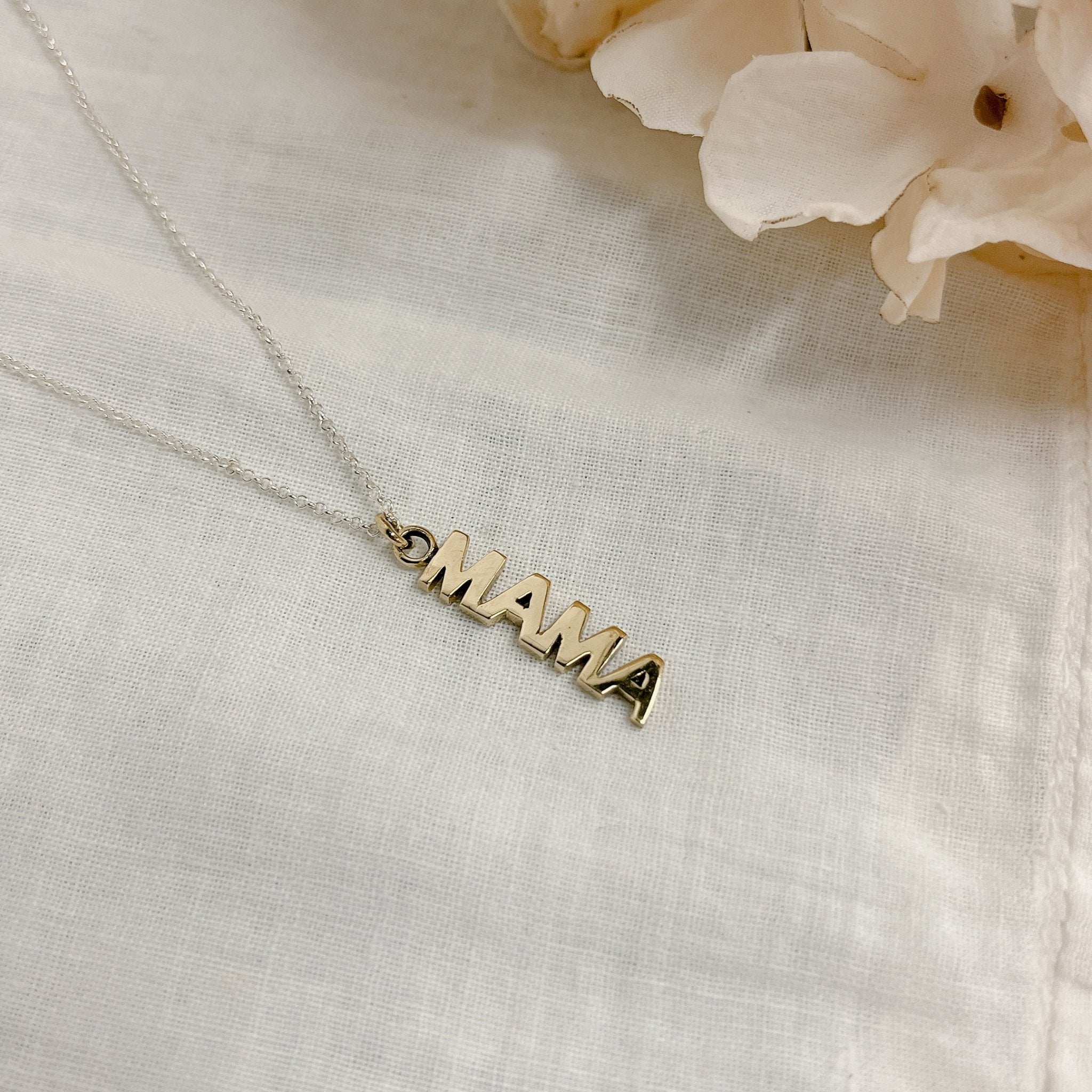 Mama Necklace