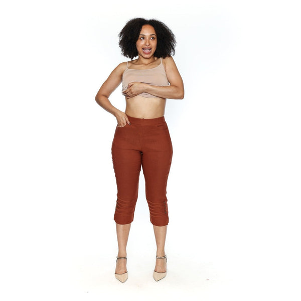 Maya Stretch Capri With Pockets - Lady of the Lake