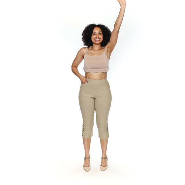 Maya Stretch Capri With Pockets - Lady of the Lake