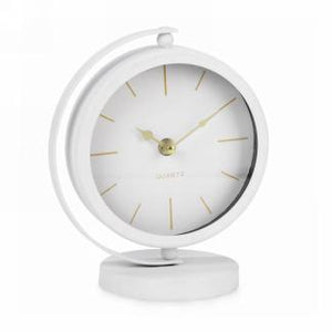 files/metal-table-clock-on-foot-774373.jpg