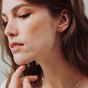 files/olive-climber-earrings-827593.jpg