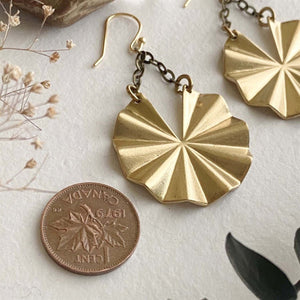 files/padelo-circular-fan-drop-earrings-147155.jpg