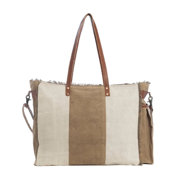 Queen Creek Weekender Bag In Sandstone - Lady of the Lake