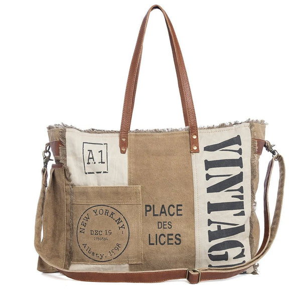 Queen Creek Weekender Bag In Sandstone - Lady of the Lake