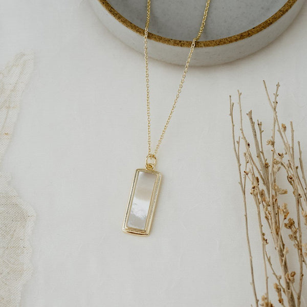 Serephina Necklace With Mother Of Pearl - Lady of the Lake