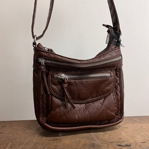 files/solid-faux-leather-front-pocket-satchel-462962.jpg