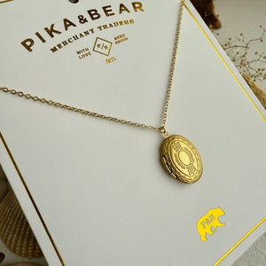 files/sophia-vintage-oval-shaped-locket-charm-necklace-251392.jpg