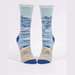 files/the-ocean-just-gets-me-womens-crew-socks-255816.webp