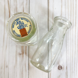 files/vintage-half-pint-milk-bottle-925785.jpg