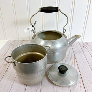 files/vintage-metal-kettle-with-double-boiler-655682.jpg