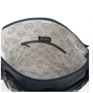 files/zephyr-mesa-shoulder-bag-895330.png