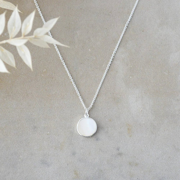 Alluring Necklace With Mother Of Pearl