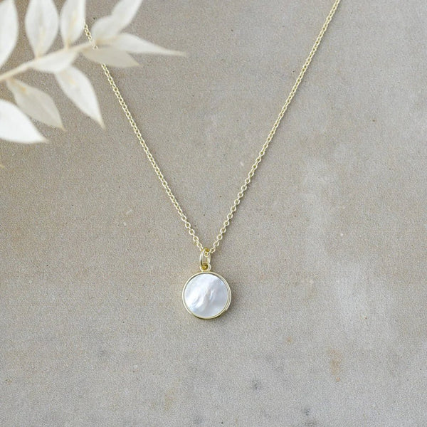 Alluring Necklace With Mother Of Pearl