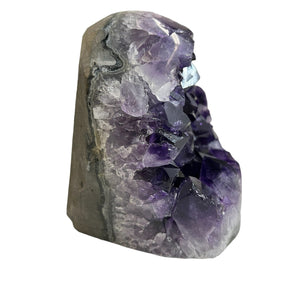 products/amethyst-geode-stone-of-peace-166591.jpg