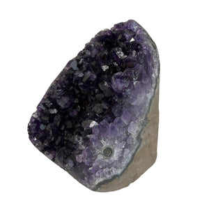 products/amethyst-geode-stone-of-peace-581174.jpg