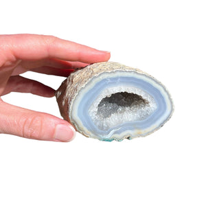 products/blue-agate-geode-872215.jpg