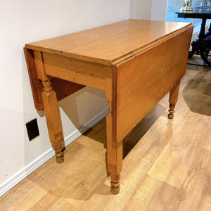 products/chestnut-drop-leaf-kitchen-table-463052.jpg