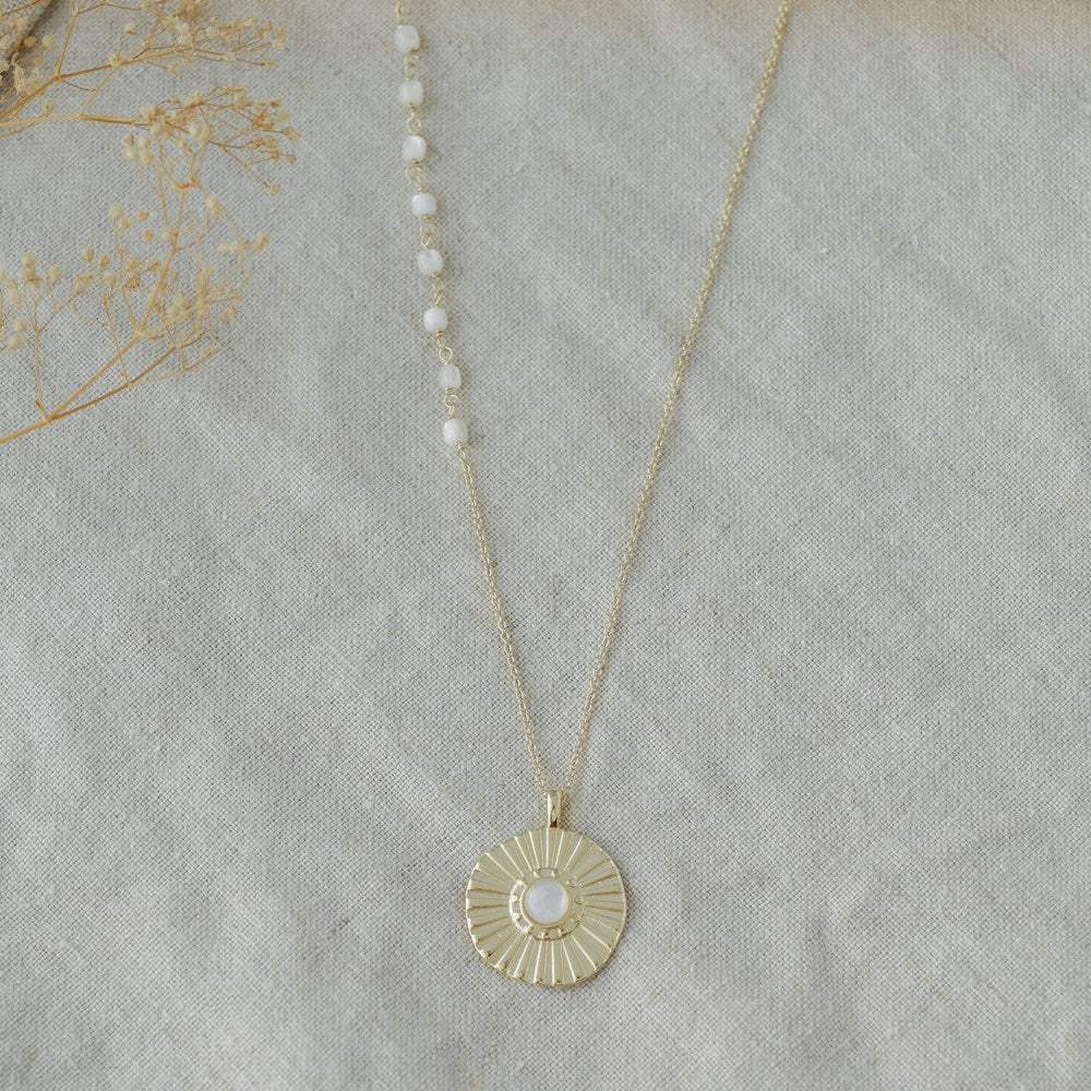 Godiva Necklace - Mother of Pearl