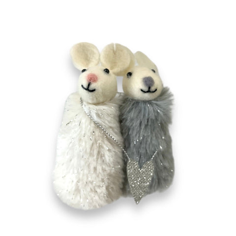 Hugging Mice Couple Ornament