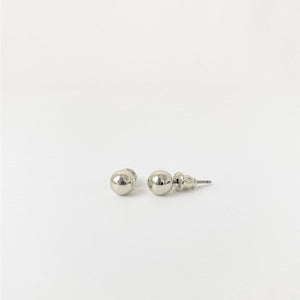 products/layla-mini-metal-ball-earrings-747826.jpg