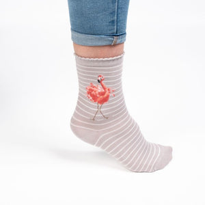 products/pretty-in-pink-socks-551367.jpg
