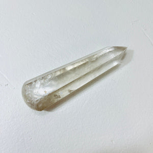 products/quartz-crystal-point-wand-139668.jpg