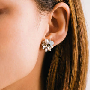 products/shirley-stud-earrings-790011.webp