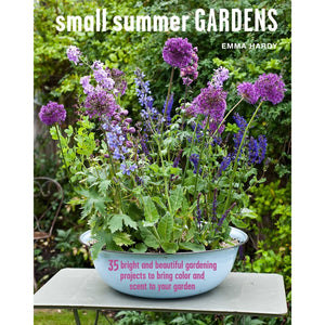 Small Summer Gardens - Hardcover Book