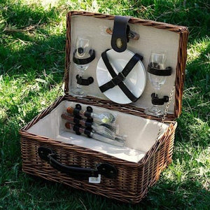 products/sonoma-2-person-picnic-basket-993114.jpg