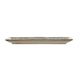 products/stoneware-platter-with-crimped-edge-620131.webp