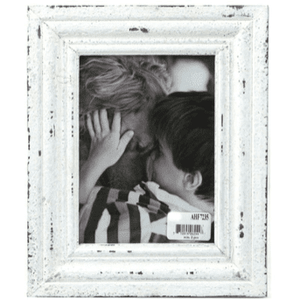 products/white-distressed-photo-frame-503890.png